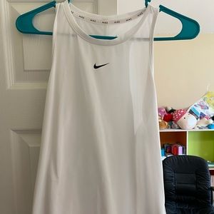 Girls Nike Dri Fit Tank Top White with Black Check Size XL EUC